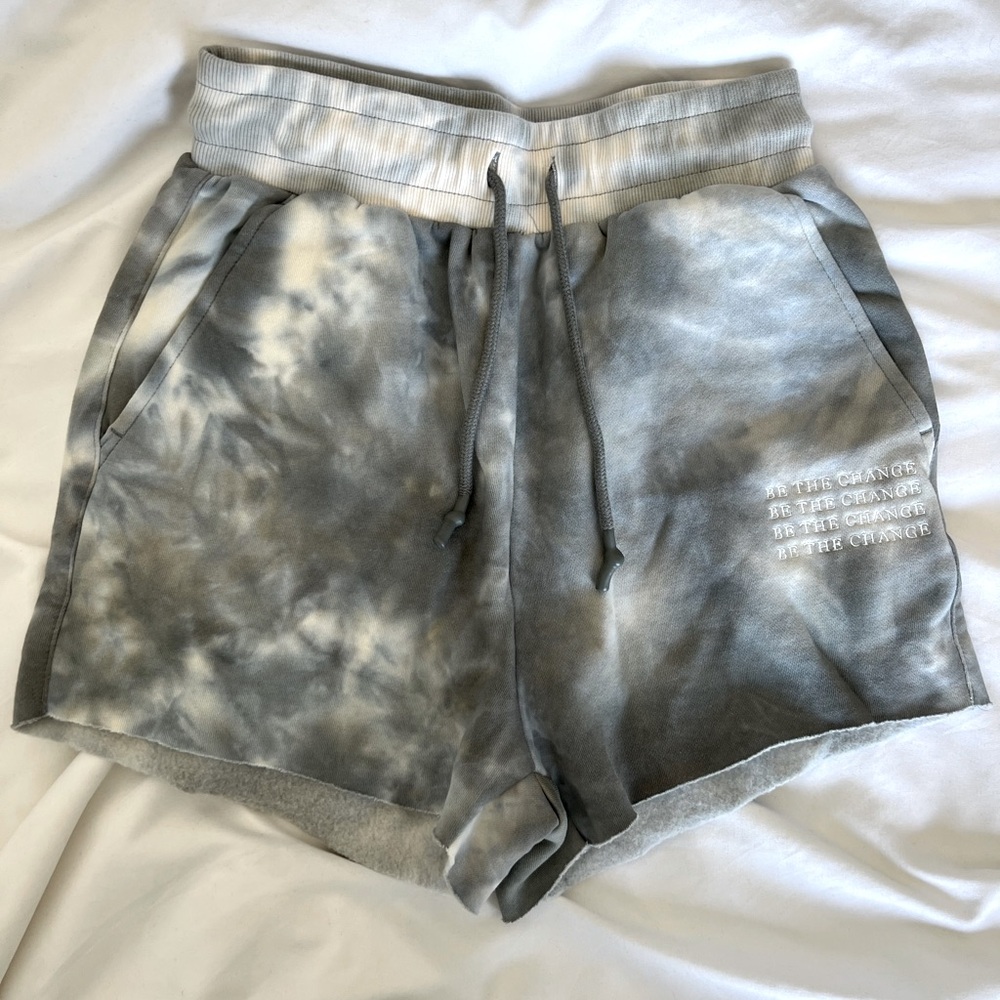 Balance/Vitality Atmos Collection short- size Small